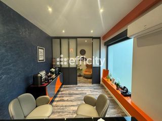  Immeuble � vendre 9 pi�ces 366 m�