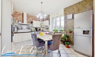  Propri�t�/ch�teau � vendre 9 pi�ces 239 m�