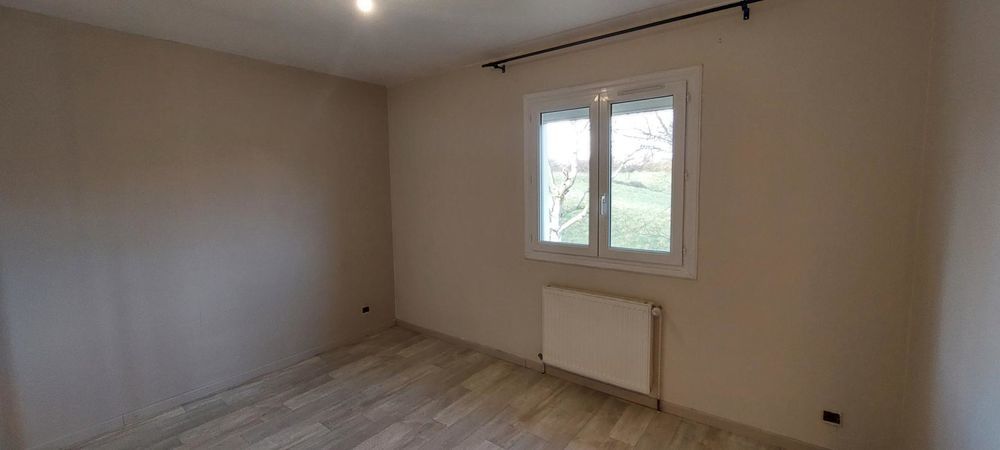 � vendre  Villa Jardin (38200)