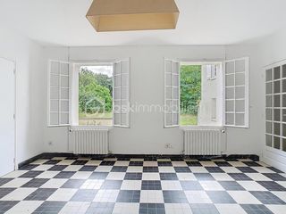  Propri�t�/ch�teau � vendre 6 pi�ces 155 m�