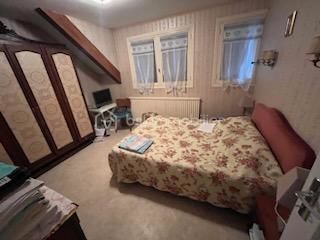  Propri�t�/ch�teau � vendre 9 pi�ces 184 m�