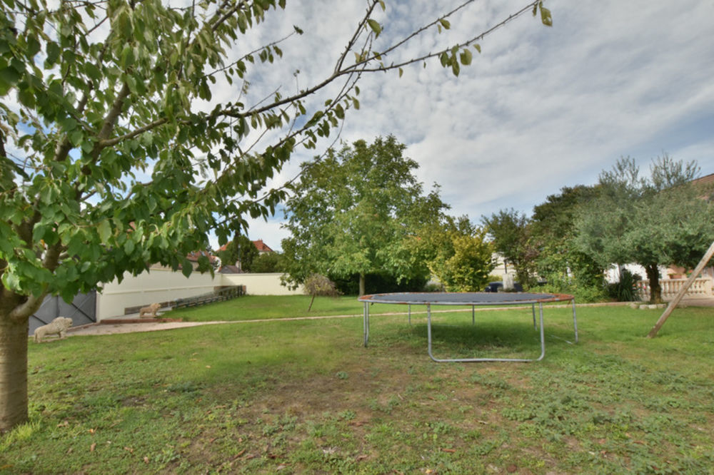 � vendre  Propri�t�/ch�teau Flagey-Ech�zeaux (21640)