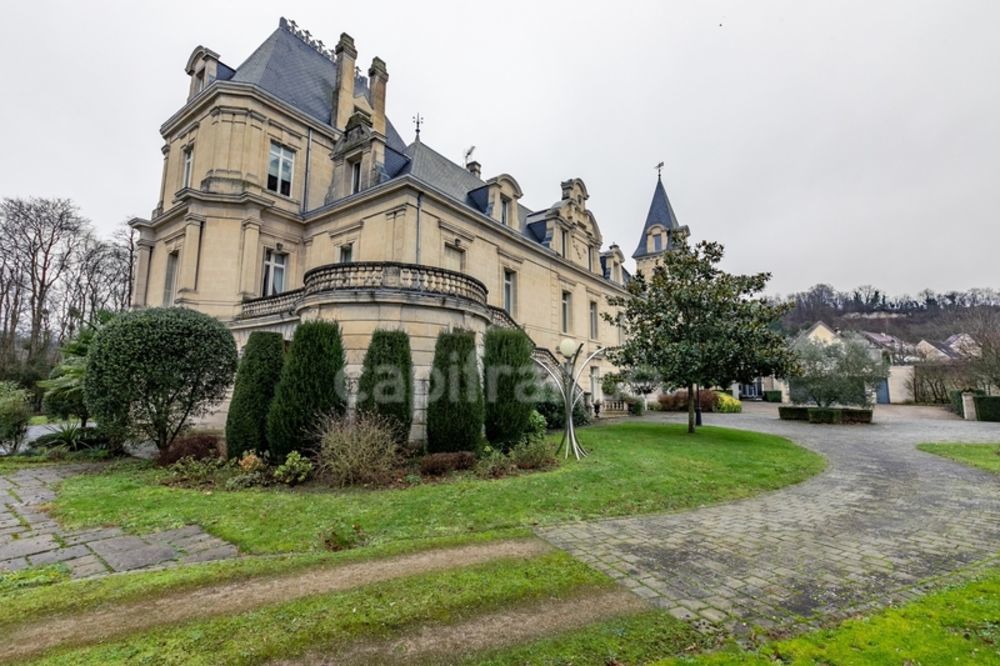 � vendre  Propri�t�/ch�teau Septmonts (02200)