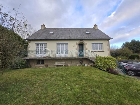   � d�couvrir : une maison familiale au charme intemporel, pos�e sur un vaste terrain de 1500 m� Maison - 4 pi�ce(s) - 82 m�
