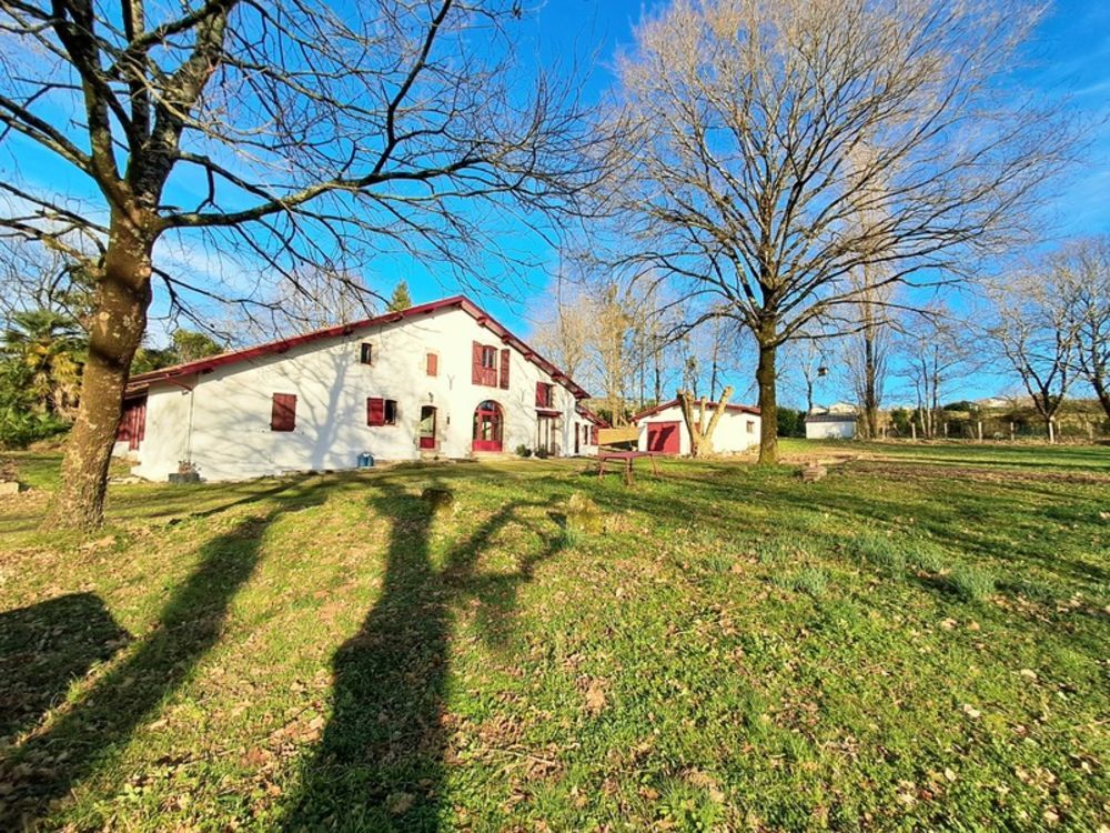 � vendre  Maison Bidache (64520)