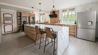  Maison � vendre 10 pi�ces 270 m�