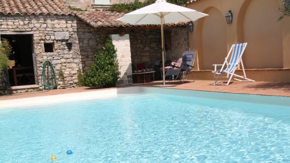 � vendre  Propri�t�/ch�teau Issirac (30760)