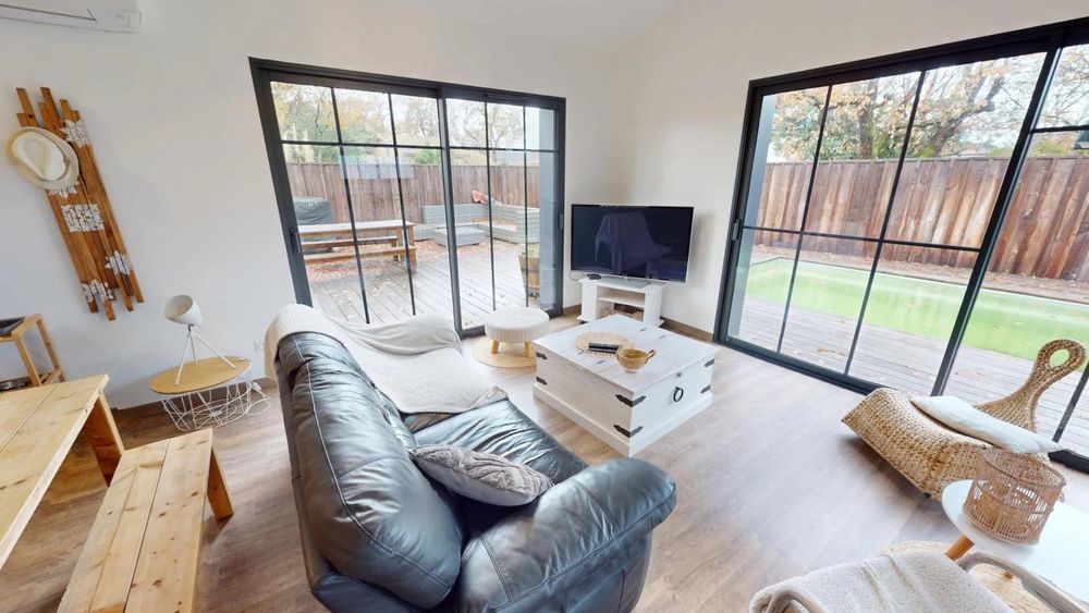 � vendre  Propri�t�/ch�teau Ar�s (33740)