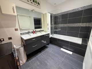  Appartement � vendre 3 pi�ces 74 m�