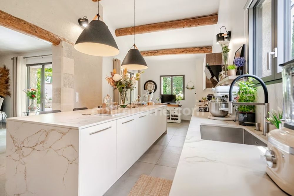 � vendre  Maison Paradou (13520)