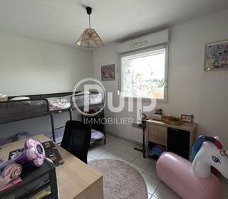  Appartement � louer 4 pi�ces 82 m�