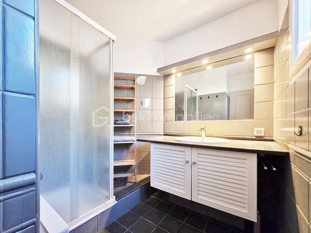 � vendre  Maison �venos (83330)