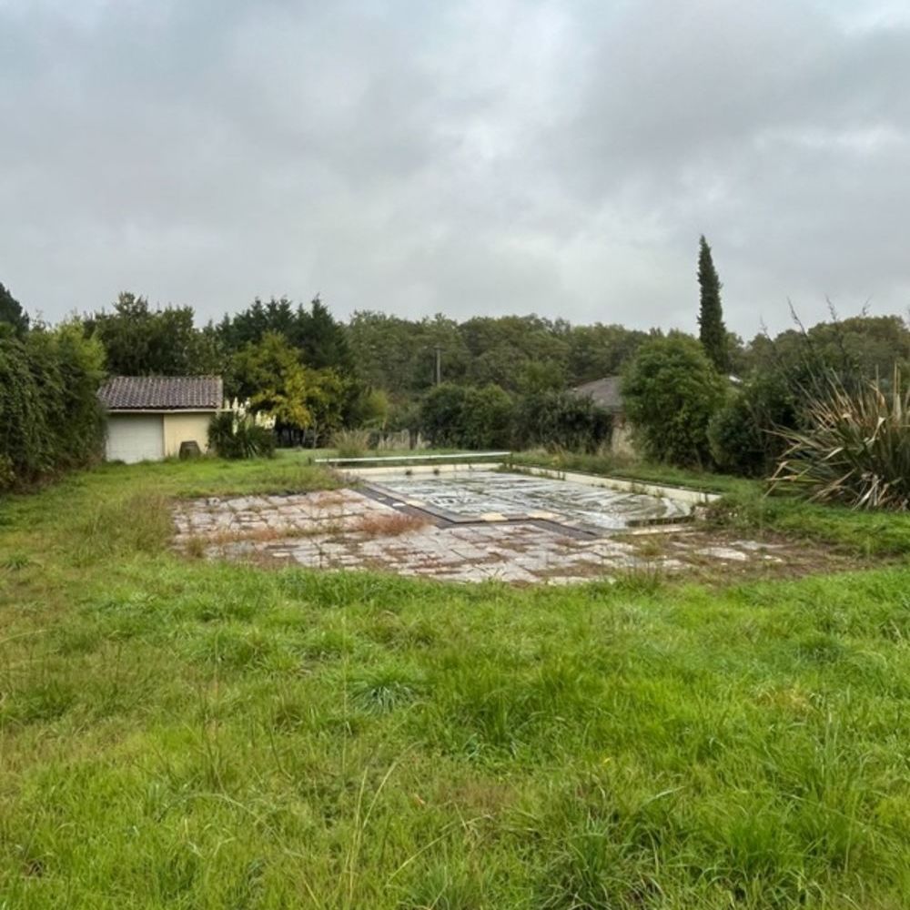 Vente Terrain Terrain � vendre de 1 547,00 m� avec piscine 12*6 � BEYCHAC ET CAILLAU (33) - Golf de Teynac Beychac et caillau
