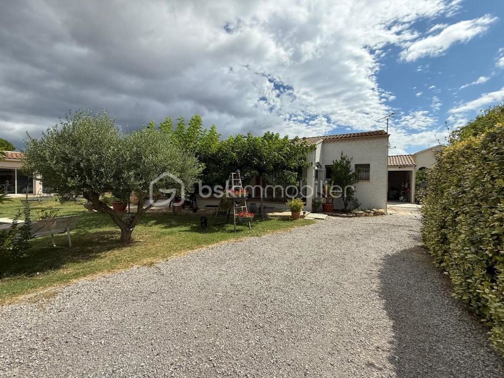 � vendre  Villa Pouzolles (34480)