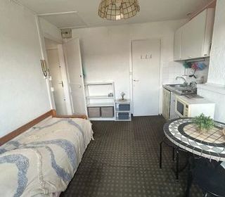  Appartement � louer 1 pi�ce 14 m�