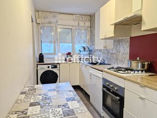  Appartement � vendre 4 pi�ces 71 m�