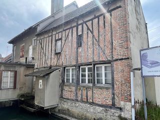  Immeuble � vendre 2 pi�ces 118 m�