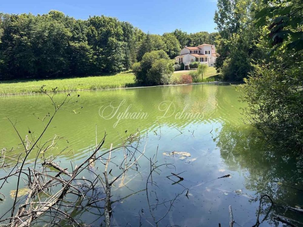 � vendre  Maison Poitiers (86000)