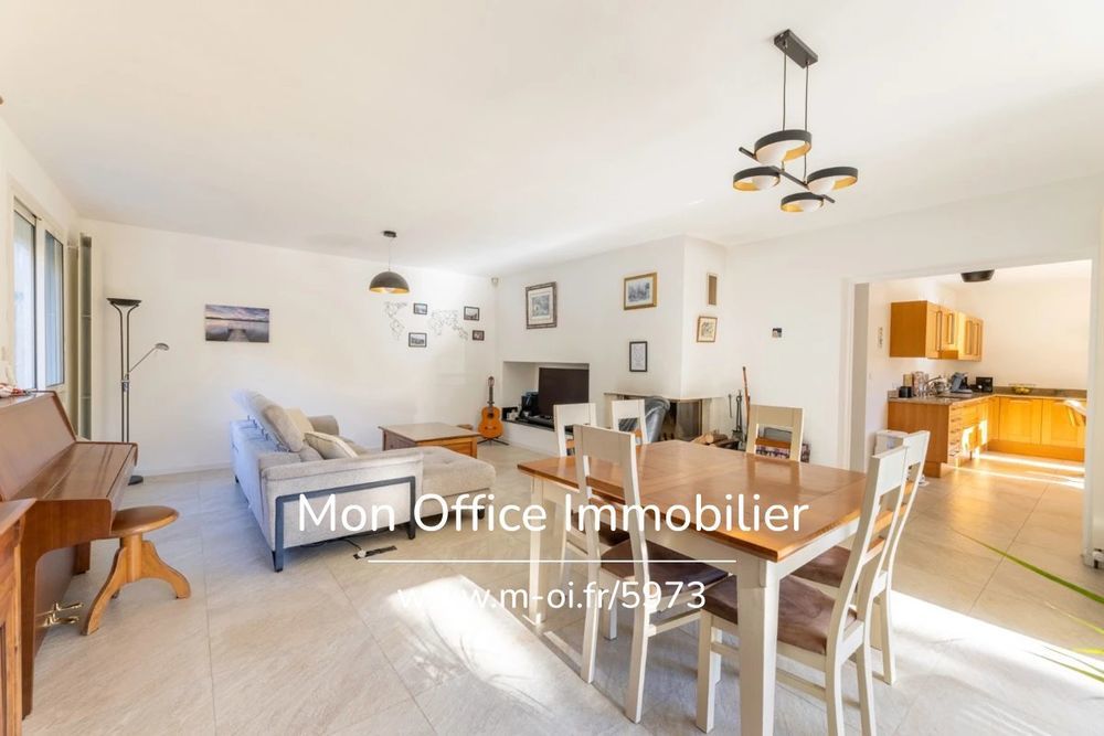 � vendre  Maison Simiane-Collongue (13109)
