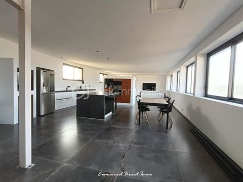   Maison � finir de r�nover 180m2 habitables Maison - 5 pi�ce(s) - 180 m�