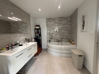  Maison � vendre 8 pi�ces 190 m�