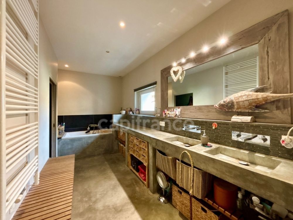 � vendre  Maison P�zenas (34120)