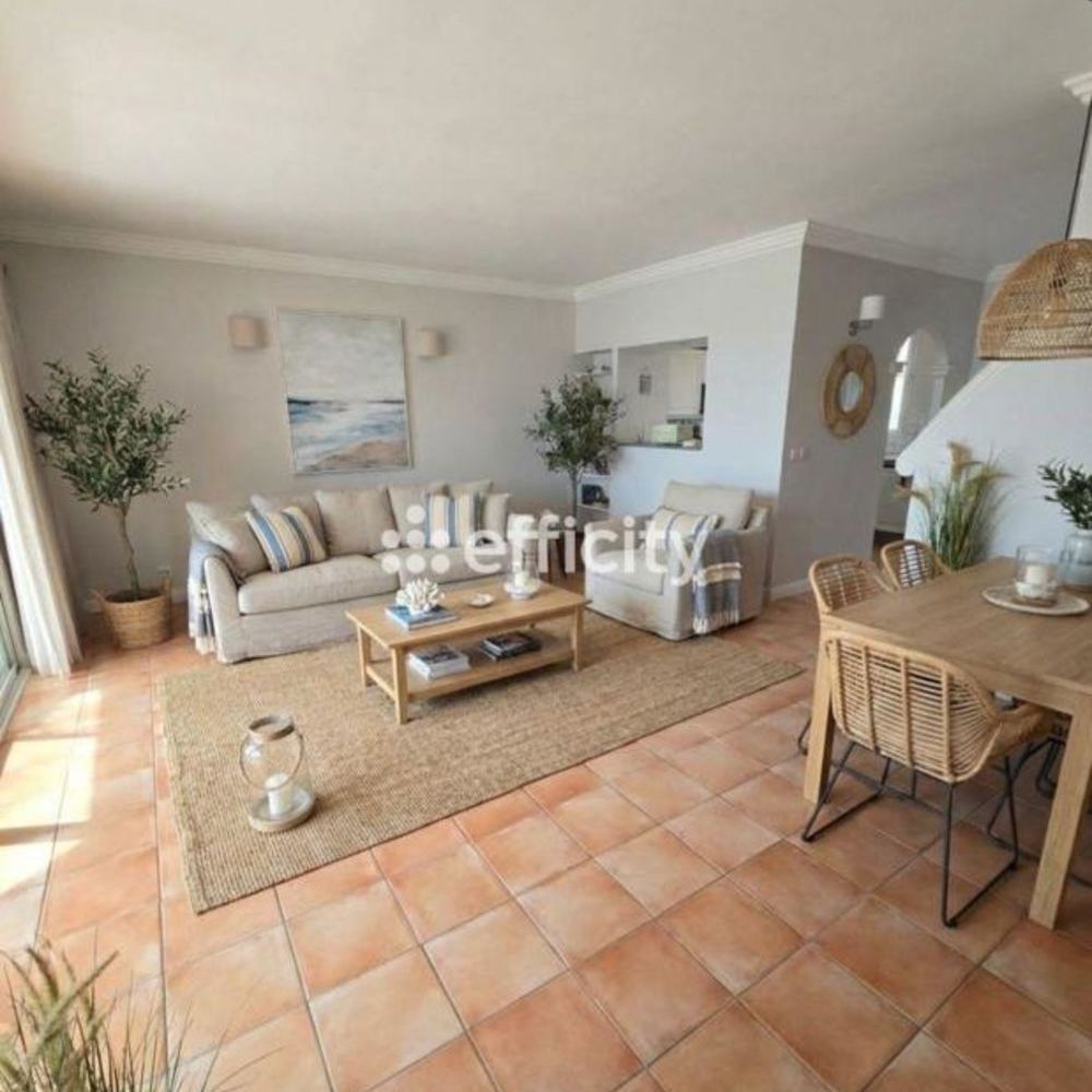 � vendre  Villa Grimaud (83310)