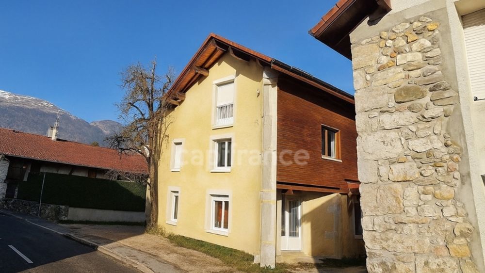 � vendre  Maison Crozet (01170)