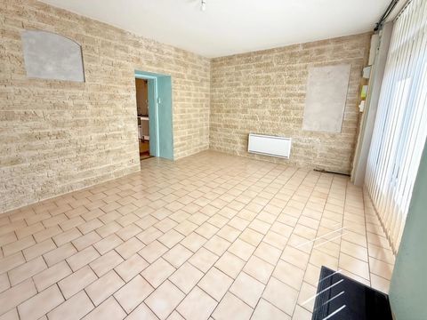   Deux maisons � Tournon-St-Martin de 133 m2 dont 65 m2 habitables Maison - 4 pi�ce(s) - 65 m�