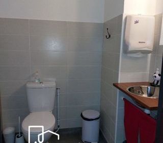  Immeuble � vendre 8 pi�ces 145 m�