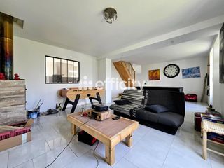  Maison � vendre 15 + pi�ces 385 m�