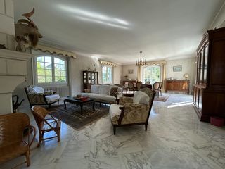  Maison � vendre 7 pi�ces 252 m�