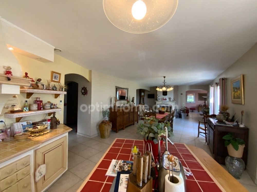 � vendre  Villa Oraison (04700)