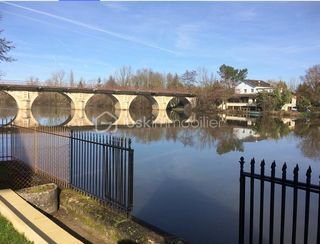  Immeuble � vendre 10 pi�ces 250 m�