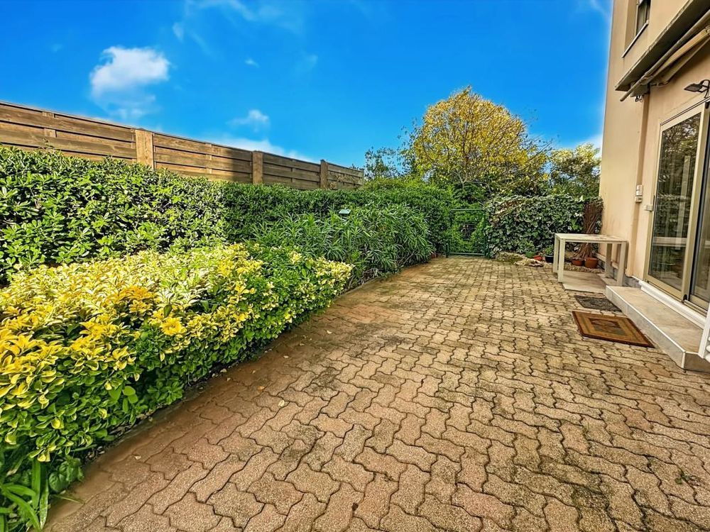 � vendre  Appartement Antibes (06600)