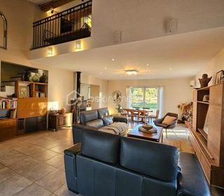  Propri�t�/ch�teau � vendre 6 pi�ces 162 m�