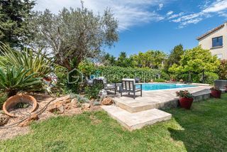  Maison � vendre 9 pi�ces 259 m�