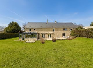  Maison � vendre 8 pi�ces 220 m�