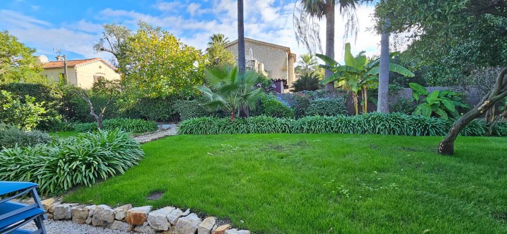 � vendre  Maison Antibes (06600)
