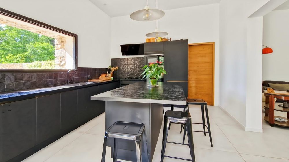 � vendre  Maison Uz�s (30700)