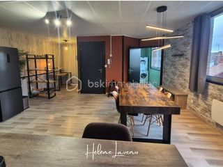  Immeuble � vendre 10 pi�ces 206 m�