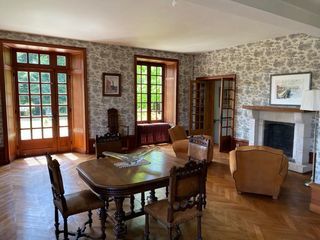  Maison � vendre 8 pi�ces 211 m�