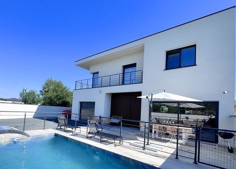   Villa contemporaine d'architecte ? Prestations haut de gamme ? 20 mn de Toulouse Maison - 6 pi�ce(s) - 150 m�