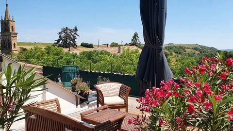   Maison ancienne avec grande terrasse Maison - 3 pi�ce(s) - 106 m�