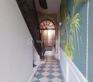  Maison � vendre 9 pi�ces 325 m�