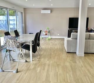  Maison � vendre 7 pi�ces 233 m�