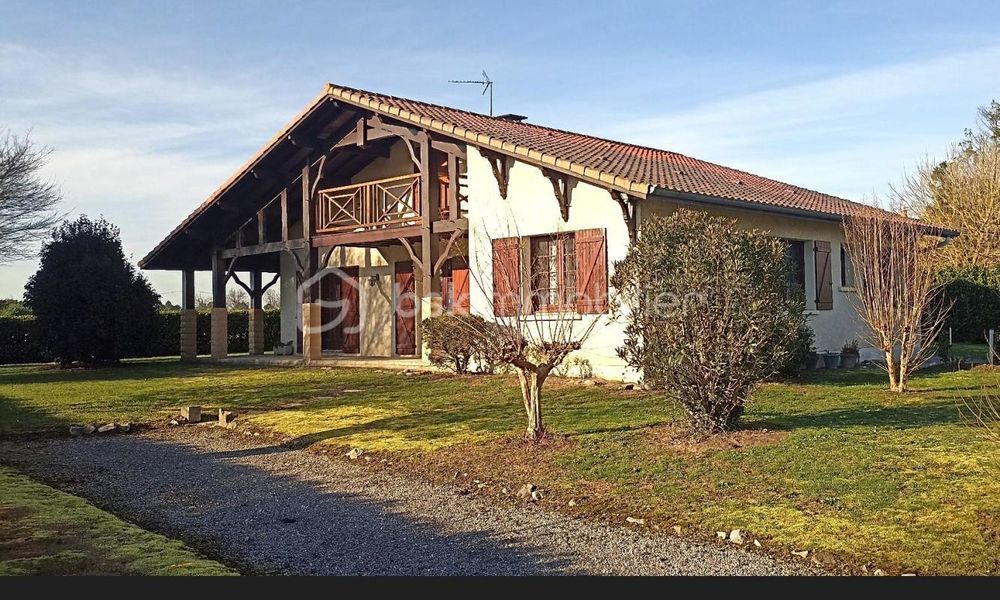 � vendre  Propri�t�/ch�teau Sort-en-Chalosse (40180)