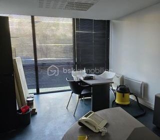  Immeuble � vendre 10 pi�ces 270 m�