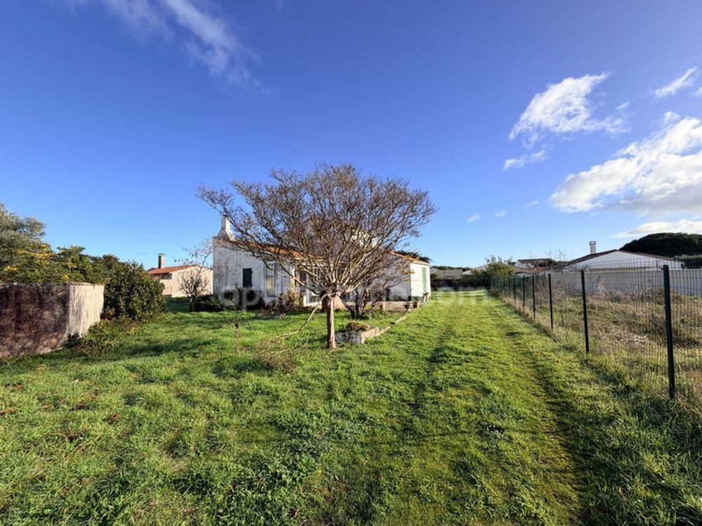 � vendre  Maison Le Bois-Plage-en-R� (17580)