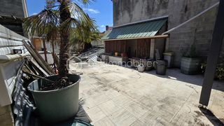  Immeuble � vendre 15 + pi�ces 980 m�